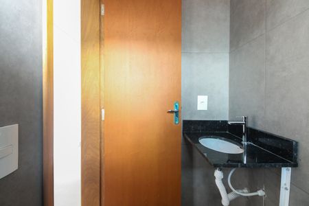 Apartamento para alugar com 43m², 2 quartos e sem vagaBanheiro 