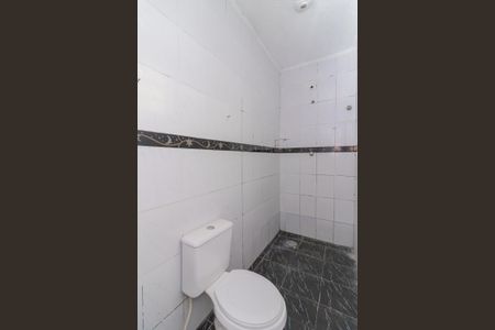 Casa para alugar com 261m², 2 quartos e 2 vagas Casa para alugar com 261m², 2 quartos e 2 vagasBanheiro