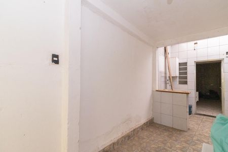 Casa para alugar com 261m², 2 quartos e 2 vagas Casa para alugar com 261m², 2 quartos e 2 vagasÁrea de Serviço