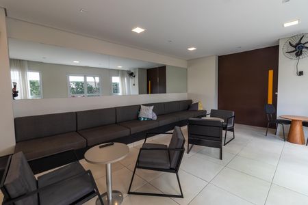 Apartamento à venda com 33m², 1 quarto e sem vagaÁrea Comum - Salão de Festas