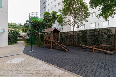 Apartamento à venda com 33m², 1 quarto e sem vagaÁrea Comum - Playground