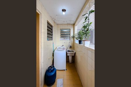 Apartamento à venda com 60m², 2 quartos e 1 vaga Apartamento à venda com 60m², 2 quartos e 1 vagaÁrea de Serviço