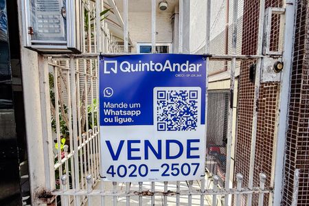 Apartamento à venda com 60m², 2 quartos e 1 vaga Apartamento à venda com 60m², 2 quartos e 1 vagaPlaquinha