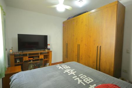Casa à venda com 202m², 3 quartos e 3 vagasQuarto 2