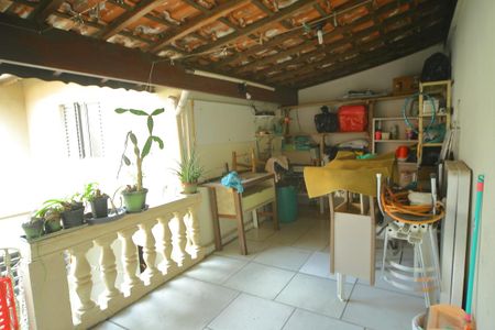 Casa à venda com 202m², 3 quartos e 3 vagasMesanino/depósito 