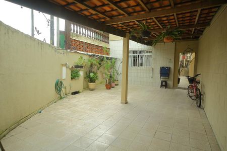 Casa à venda com 202m², 3 quartos e 3 vagasGaragem 