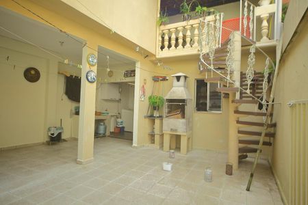 Casa à venda com 202m², 3 quartos e 3 vagasQuintal 