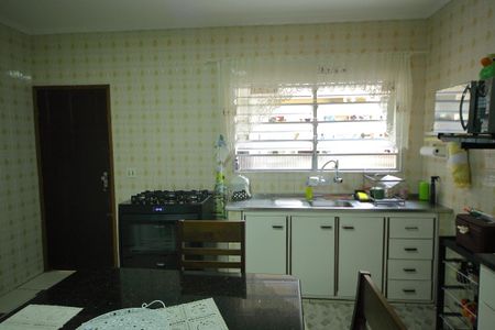Casa à venda com 202m², 3 quartos e 3 vagasCozinha 