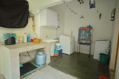Casa à venda com 202m², 3 quartos e 3 vagasÁrea de Serviço