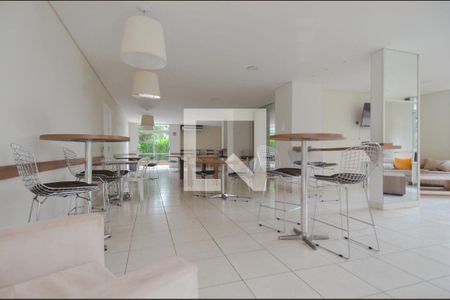 Apartamento à venda com 53m², 2 quartos e 1 vaga Apartamento à venda com 53m², 2 quartos e 1 vagaÁrea comum - Salão de festas