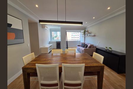 Apartamento à venda com 70m², 2 quartos e 2 vagasSala