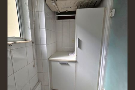 Apartamento à venda com 70m², 2 quartos e 2 vagasÁrea de serviço 
