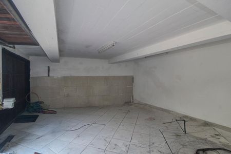 Garagem de casa à venda com 5 quartos, 409m² em Ipanema, Porto Alegre