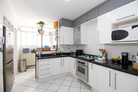 Apartamento à venda com 123m², 3 quartos e 1 vaga Apartamento à venda com 123m², 3 quartos e 1 vagaCozinha