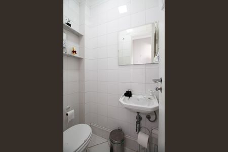 Apartamento à venda com 123m², 3 quartos e 1 vaga Apartamento à venda com 123m², 3 quartos e 1 vagaBanheiro de Serviço