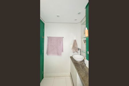 Apartamento à venda com 83m², 2 quartos e sem vagaBanheiro