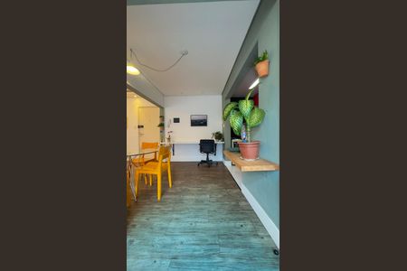 Apartamento à venda com 83m², 2 quartos e sem vagaCozinha e Área de Serviço