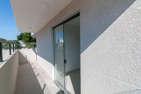 Apartamento à venda com 2 quartos, 81m² em Itapoã, Belo Horizonte