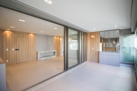 Varanda de apartamento para alugar com 3 quartos, 150m² em Indianópolis, São Paulo