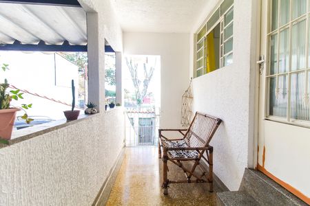 Casa à venda com 250m², 5 quartos e 3 vagasHall