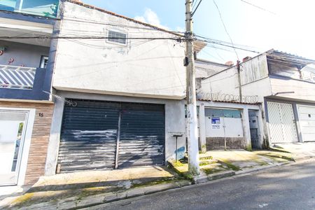 Casa à venda com 250m², 5 quartos e 3 vagasFachada + Placa