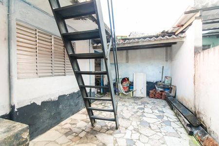 Casa à venda com 250m², 5 quartos e 3 vagasQuintal Casa 2