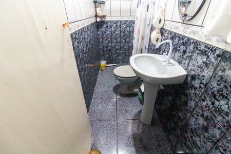 Casa à venda com 250m², 5 quartos e 3 vagasBanheiro