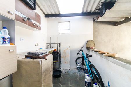 Casa à venda com 250m², 5 quartos e 3 vagasÁrea de Serviço