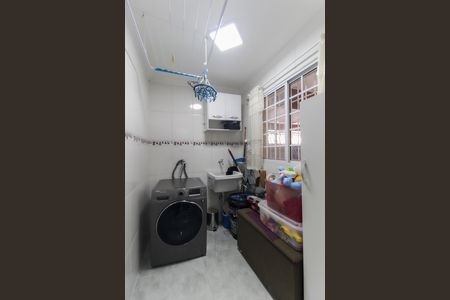 Casa à venda com 116m², 2 quartos e 2 vagas Casa à venda com 116m², 2 quartos e 2 vagasÁrea de Serviço