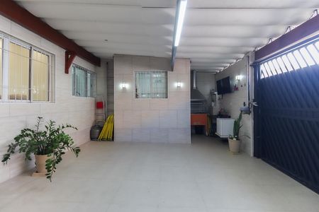 Casa à venda com 116m², 2 quartos e 2 vagas Casa à venda com 116m², 2 quartos e 2 vagasGaragem