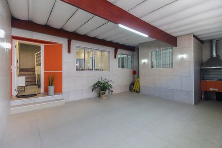 Casa à venda com 116m², 2 quartos e 2 vagas Casa à venda com 116m², 2 quartos e 2 vagasGaragem