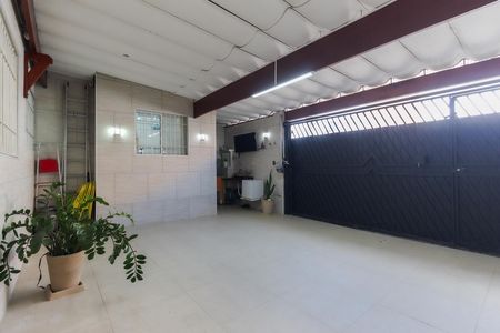 Casa à venda com 116m², 2 quartos e 2 vagas Casa à venda com 116m², 2 quartos e 2 vagasGaragem