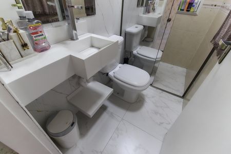 Casa à venda com 116m², 2 quartos e 2 vagas Casa à venda com 116m², 2 quartos e 2 vagasBanheiro