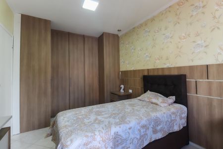 Casa à venda com 116m², 2 quartos e 2 vagas Casa à venda com 116m², 2 quartos e 2 vagasQuarto 2