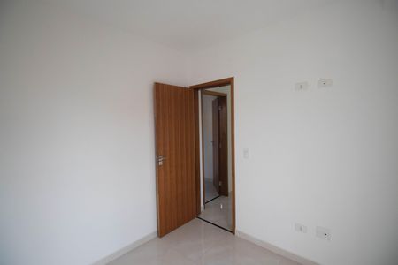 Quarto 1 de apartamento para alugar com 2 quartos, 39m² em Vila Paiva, São Paulo