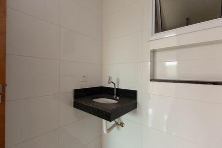 Apartamento à venda com 39m², 2 quartos e sem vaga Apartamento à venda com 39m², 2 quartos e sem vagaBanheiro