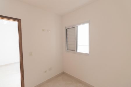 Quarto de apartamento para alugar com 2 quartos, 37m² em Vila Paiva, São Paulo