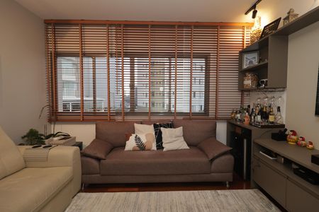 Apartamento à venda com 86m², 2 quartos e 1 vagaSala