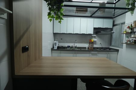 Apartamento à venda com 86m², 2 quartos e 1 vagaCozinha