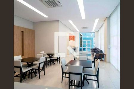 Apartamento para alugar com 242m², 4 quartos e 3 vagas