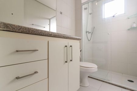 Apartamento para alugar com 242m², 4 quartos e 3 vagas
