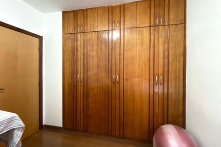 Apartamento para alugar com 109m², 4 quartos e 2 vagas Apartamento para alugar com 109m², 4 quartos e 2 vagasQuarto 3