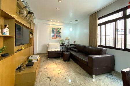 Apartamento para alugar com 109m², 4 quartos e 2 vagas Apartamento para alugar com 109m², 4 quartos e 2 vagasSala