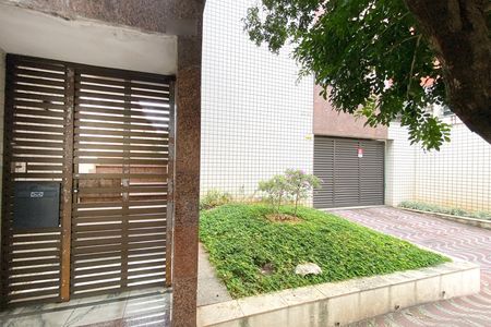 Apartamento para alugar com 109m², 4 quartos e 2 vagas Apartamento para alugar com 109m², 4 quartos e 2 vagasFachada