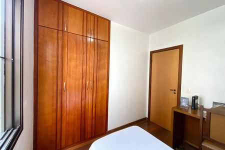 Apartamento para alugar com 109m², 4 quartos e 2 vagas Apartamento para alugar com 109m², 4 quartos e 2 vagasQuarto 4