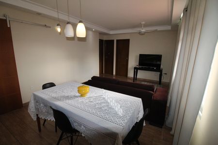 Sala de casa para alugar com 2 quartos, 150m² em Vista Verde, São José dos Campos