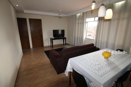 Sala de casa para alugar com 2 quartos, 150m² em Vista Verde, São José dos Campos
