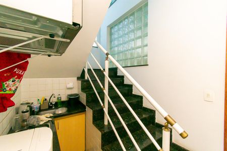Casa para alugar com 160m², 5 quartos e 2 vagas Casa para alugar com 160m², 5 quartos e 2 vagasCozinha