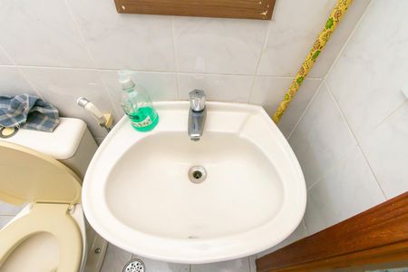 Casa para alugar com 160m², 5 quartos e 2 vagas Casa para alugar com 160m², 5 quartos e 2 vagasBanheiro