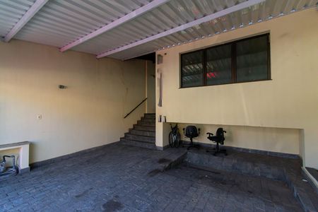 Casa para alugar com 160m², 5 quartos e 2 vagas Casa para alugar com 160m², 5 quartos e 2 vagasGaragem